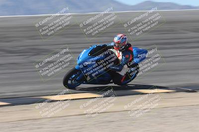 media/Oct-13-2025-Moto Forza (Mon) [[a66d839500]]/3-B Group/Session 2 (Bowl)/